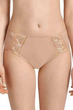 Anita: Safina Taillenslip