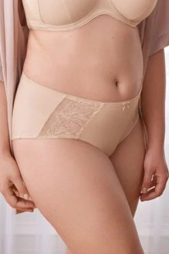 Felina: Melody Taillenslip