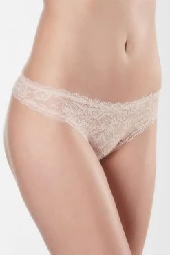 Aubade: Rosessence String