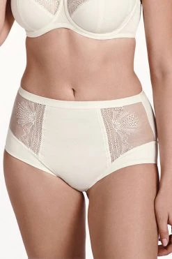 Lisca: Gina Hoher Slip