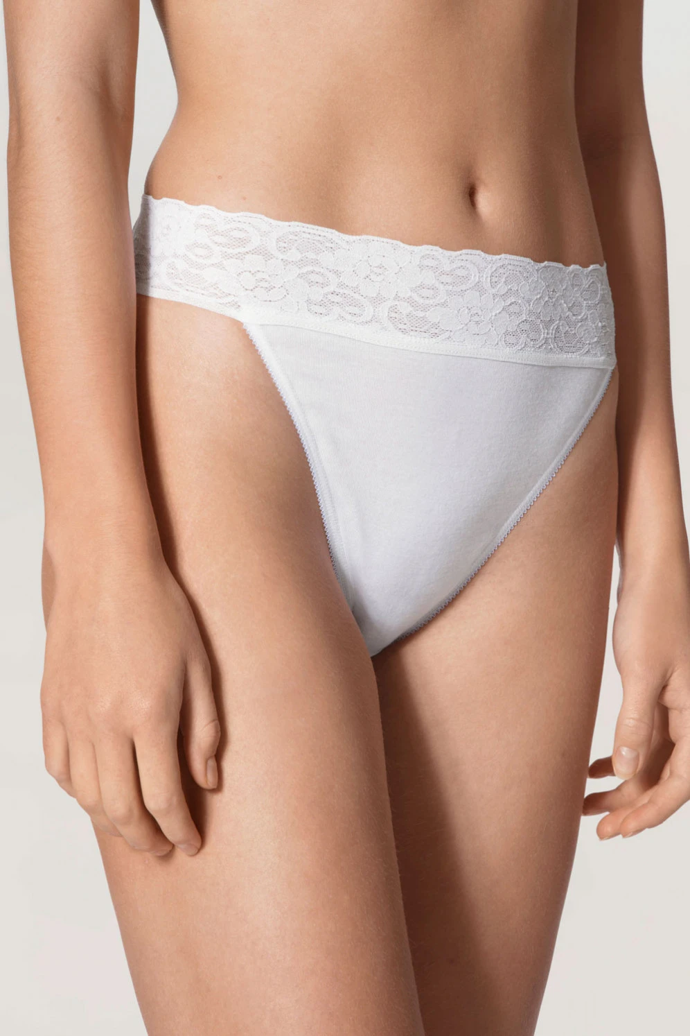 Calida: Lycraspitze Tanga 3 Calida: Lycraspitze Tanga