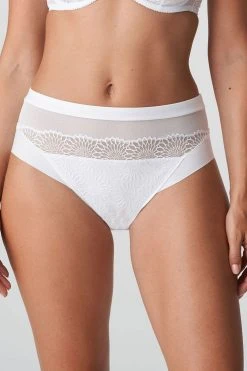 PrimaDonna: Sophora Taillenslip