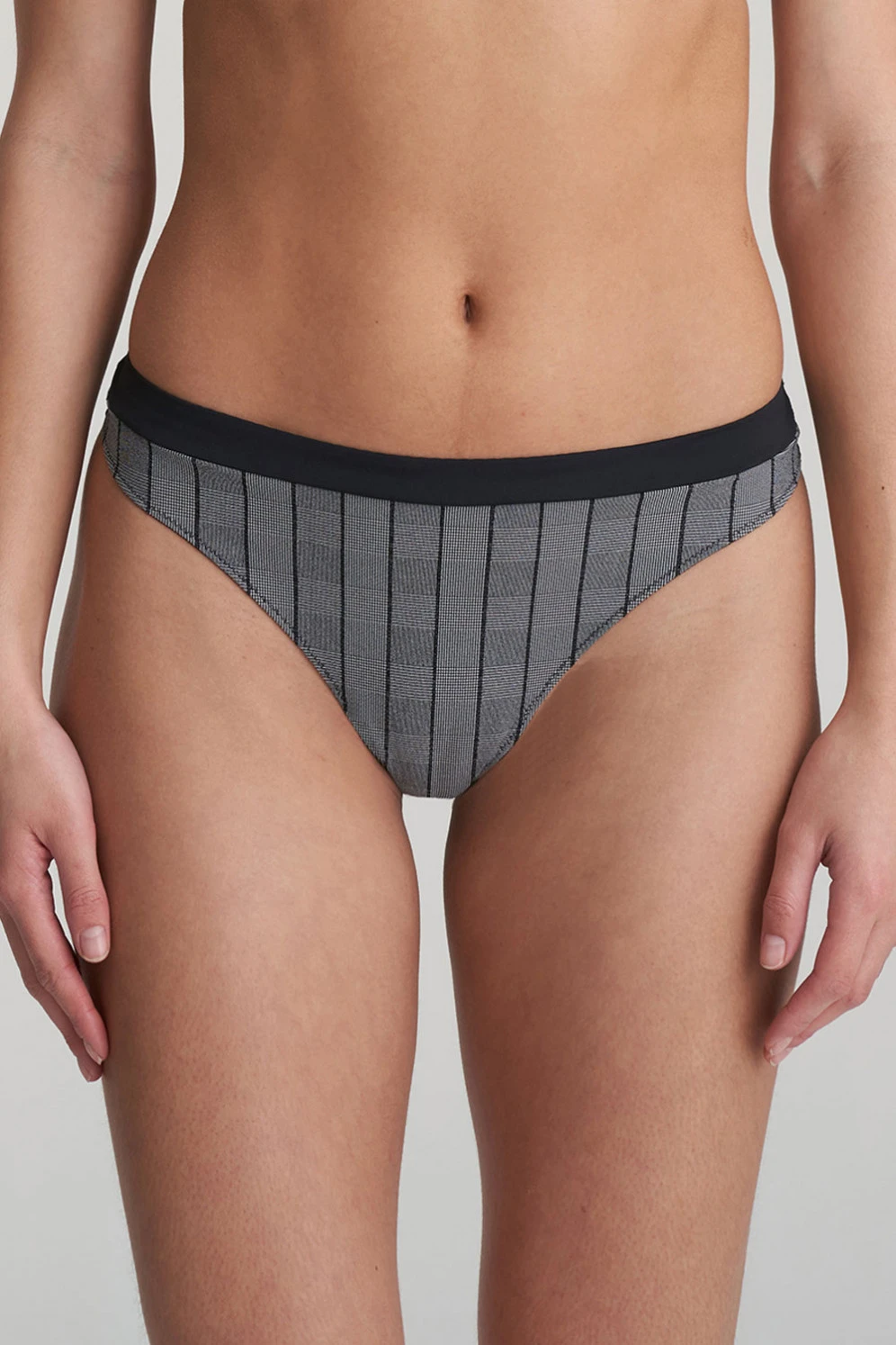 Marie Jo: Robert String 3 Marie Jo: Robert String