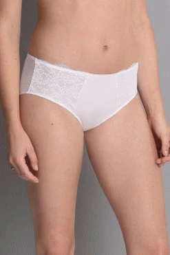 Anita: Orely Taillenslip