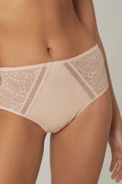 Simone Perele: Comète Taillenslip