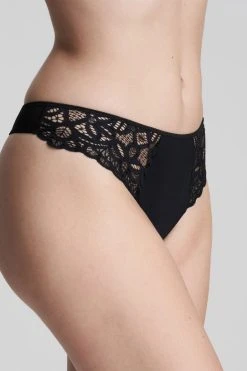 PrimaDonna: First Night - Twist String - Twist