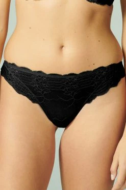Simone Perele: Reve Tanga