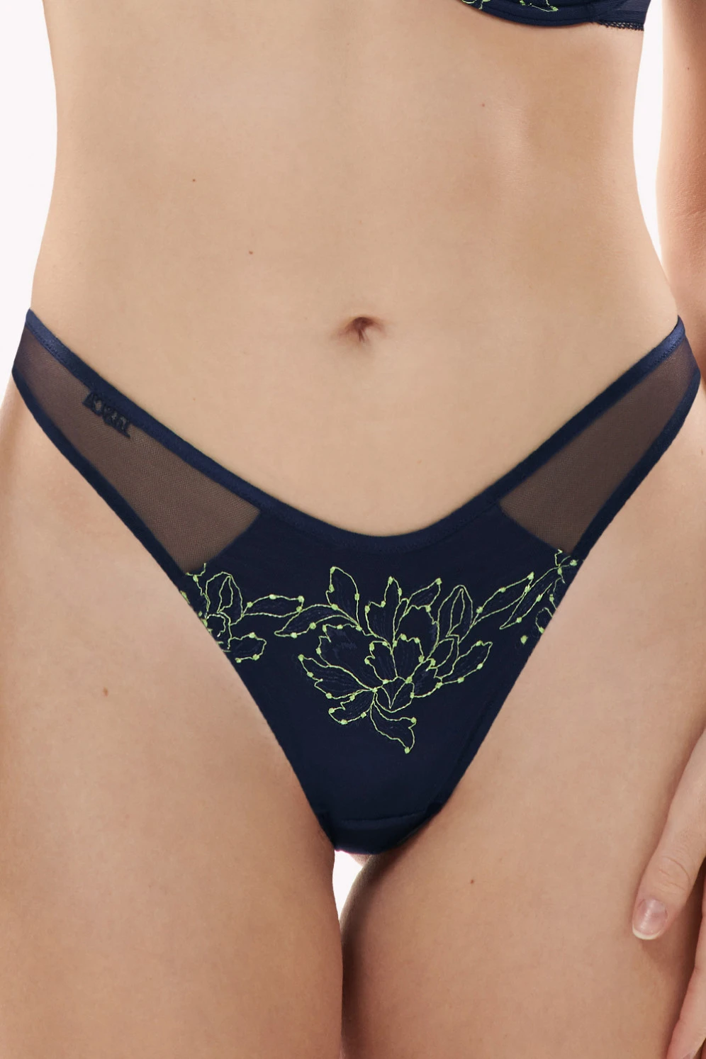 Lisca: Selection Jive String High-Leg 3 Lisca: Selection Jive String High-Leg