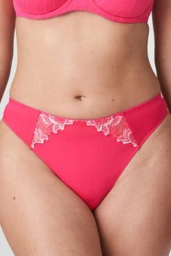 PrimaDonna: Deauville String, Spitzeneinsatz