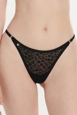Cheek: Loungewear Smooth Brasil-String