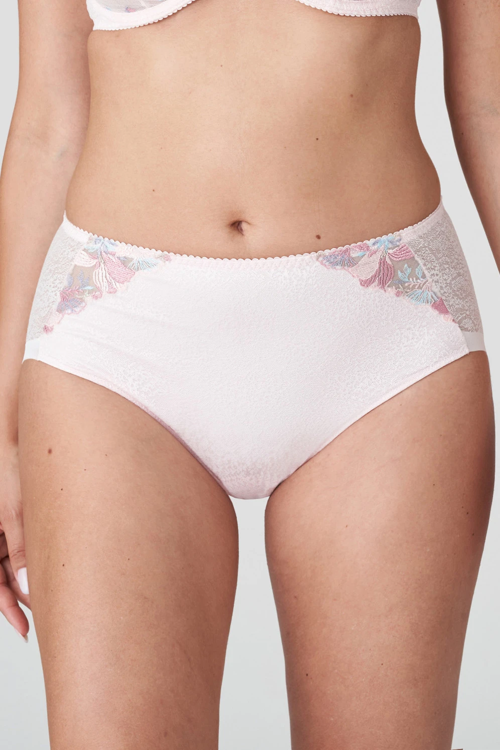 PrimaDonna: Mohala Taillenslip 3 PrimaDonna: Mohala Taillenslip