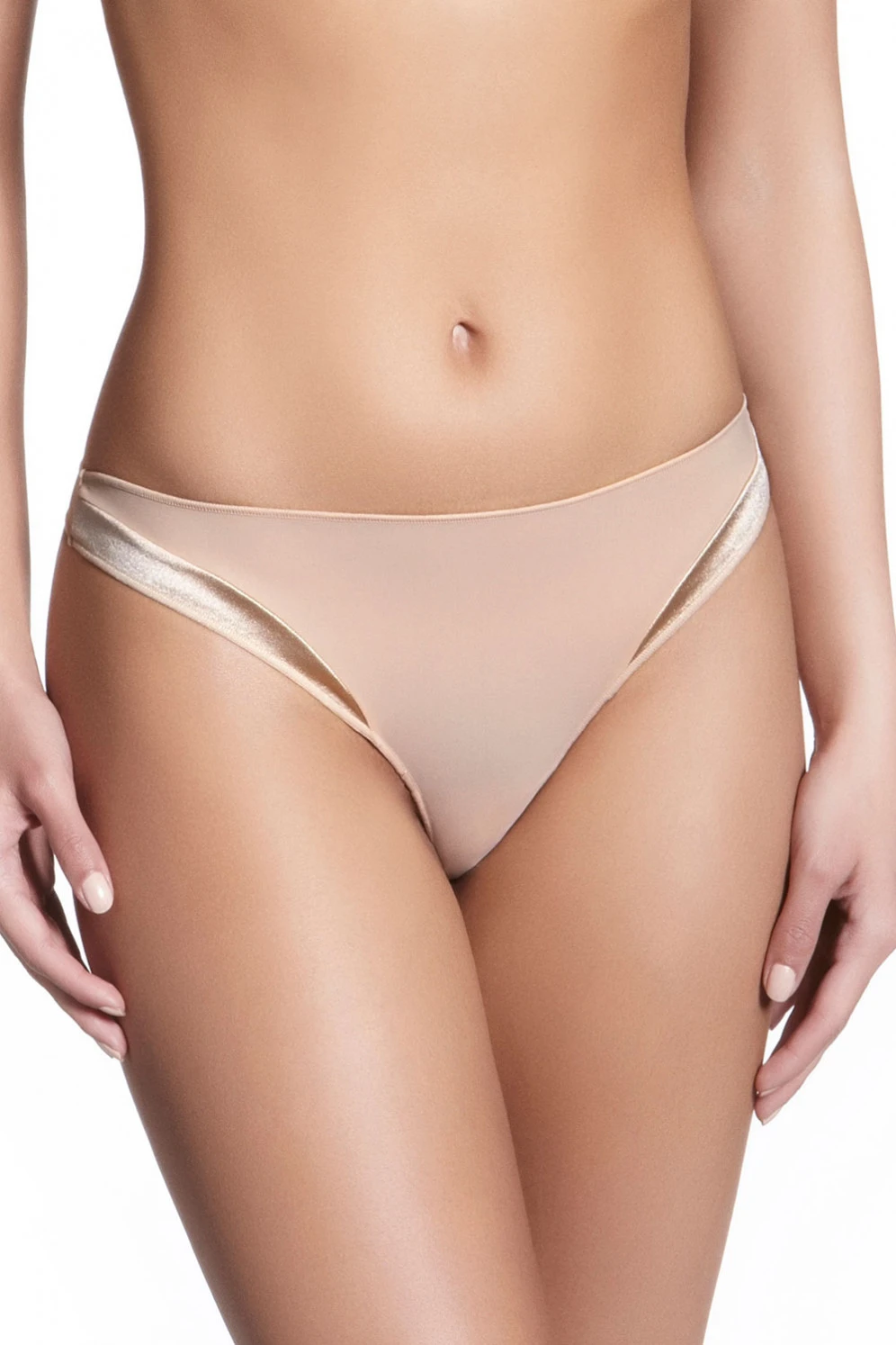 Simone Perele: Neon String 3 Simone Perele: Neon String